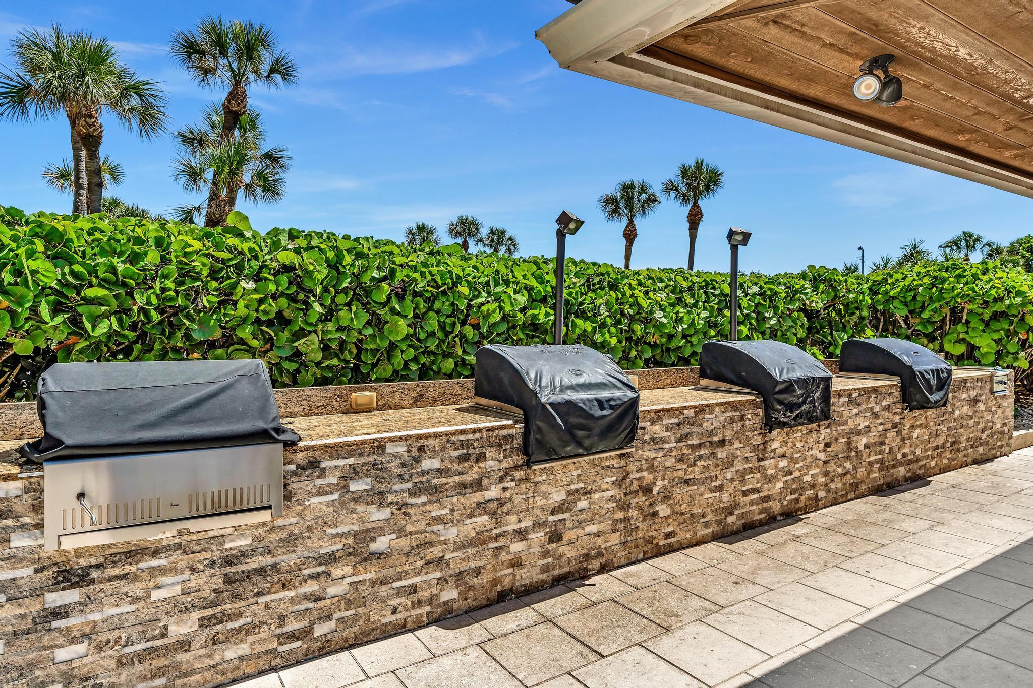 SEA RANCH CLUB OF BOCA III CONDO - Residential