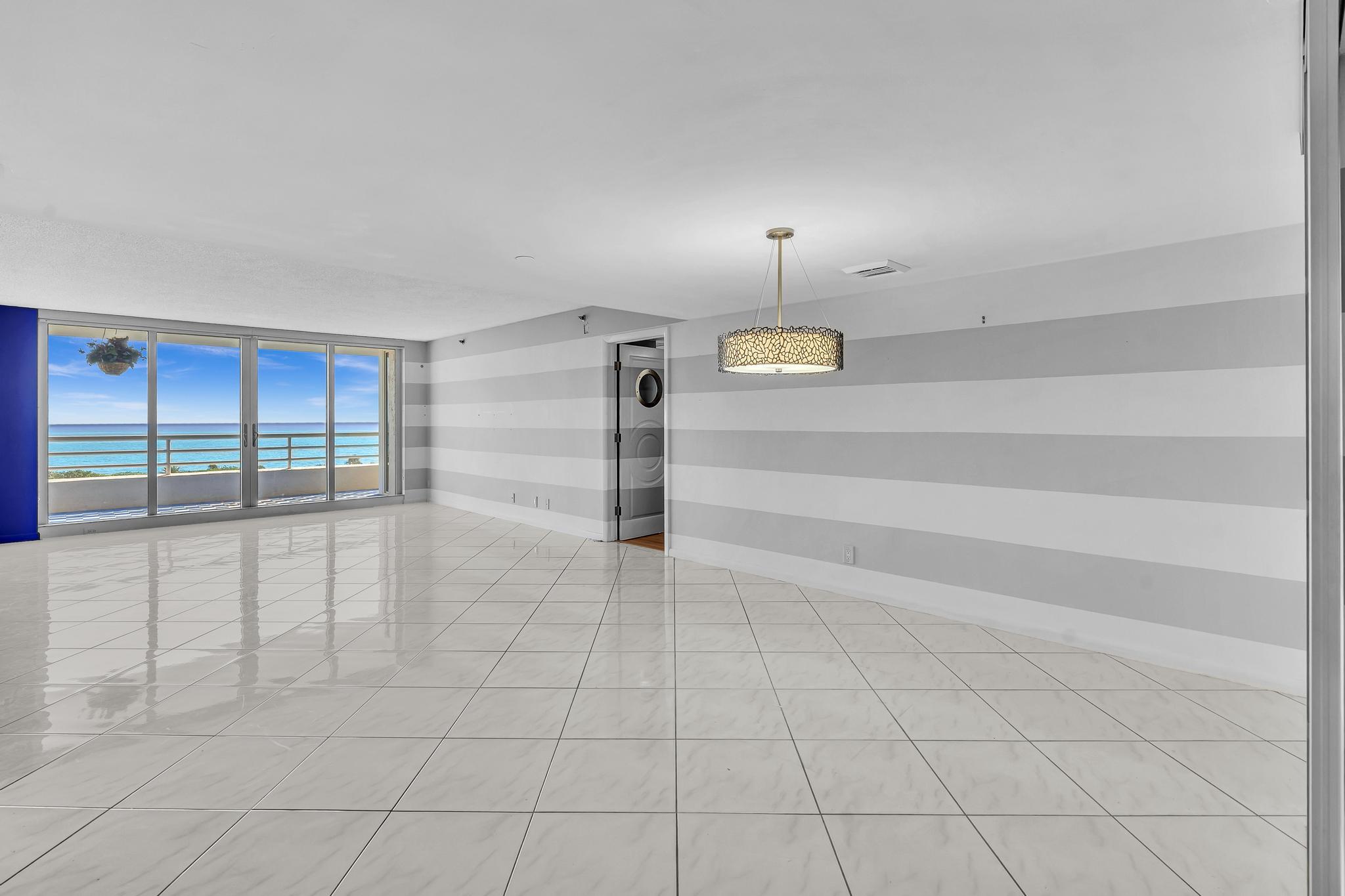 SEA RANCH CLUB OF BOCA III CONDO - Residential