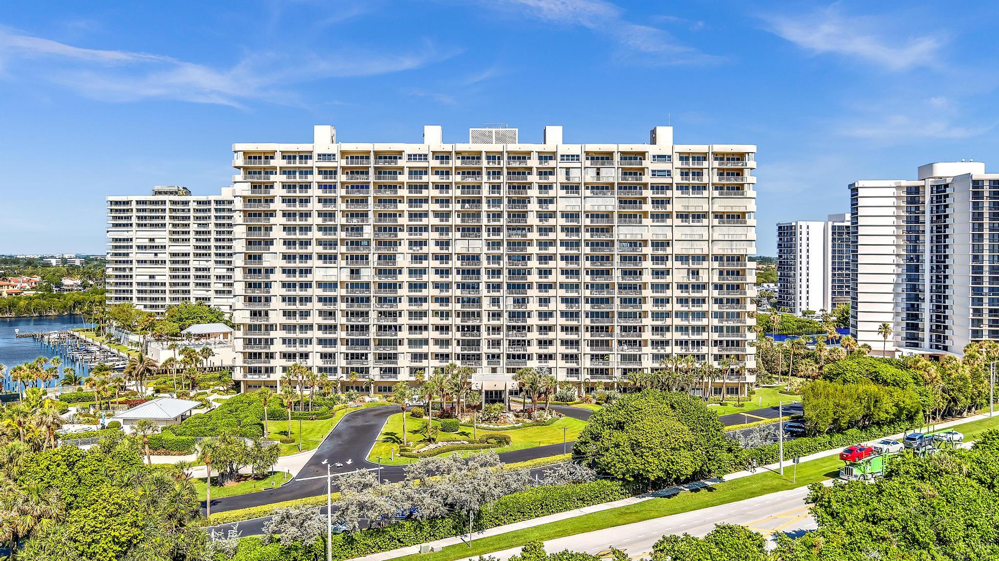 SEA RANCH CLUB OF BOCA III CONDO - Residential