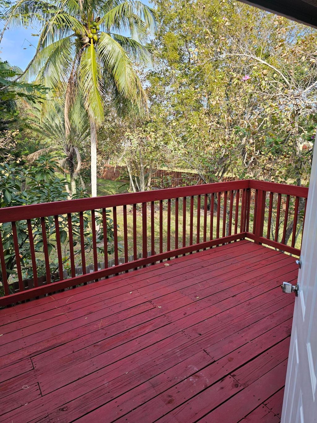 Photo of 10 Crossings Circle, Boynton Beach, FL 33435 (MLS # B26021407)