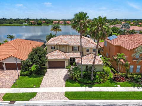Photo of 10519 Longleaf Lane, Wellington, FL 33414 (MLS # B26035968)