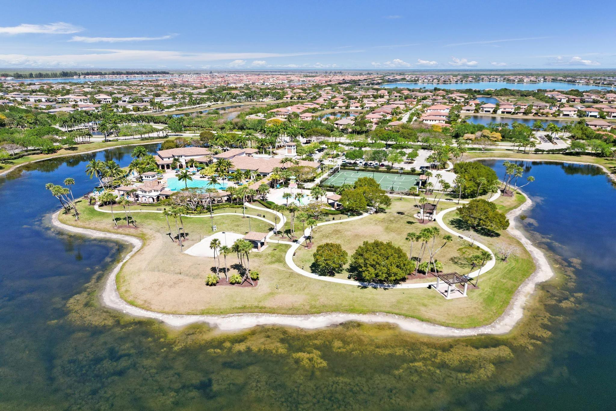 HERON BAY NORTH - BANYAN - Residential