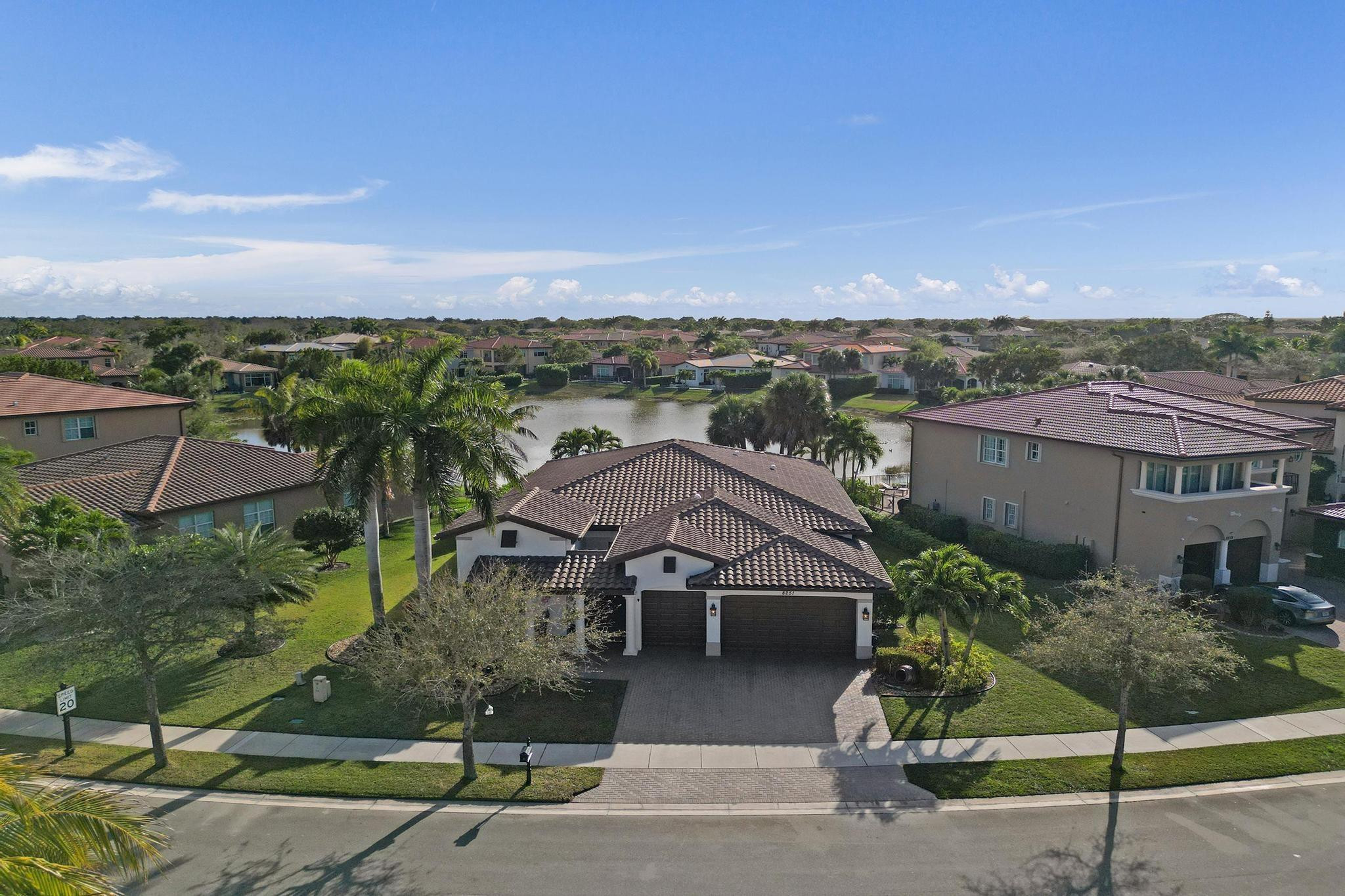 HERON BAY NORTH - BANYAN - Residential