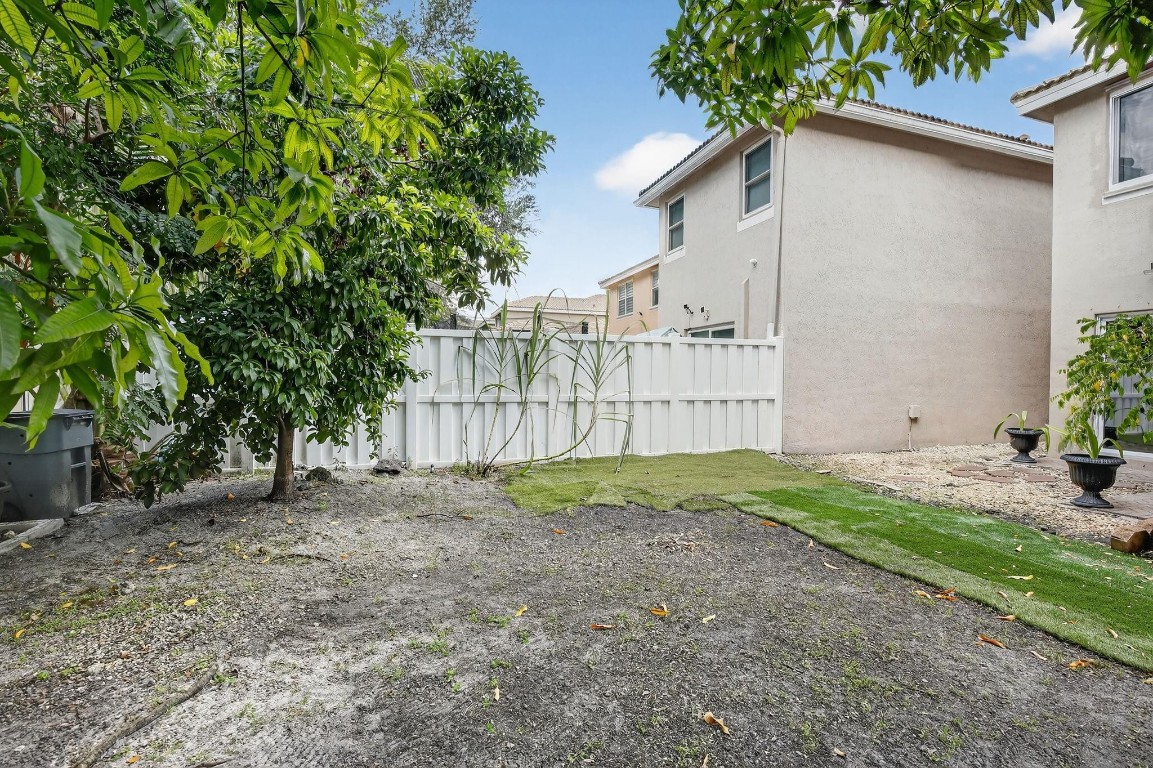 Sonoma II 170-165 B - Residential