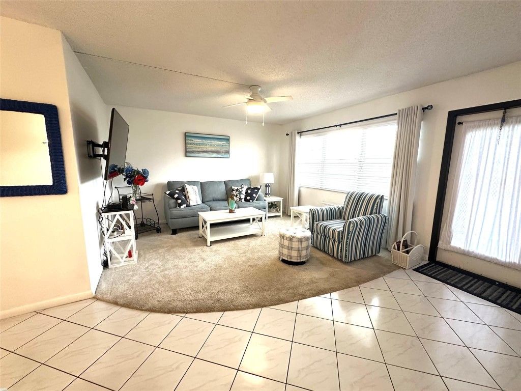 Photo of 131 Oakridge J #131, Deerfield Beach, FL 33442 (MLS # F10546496)