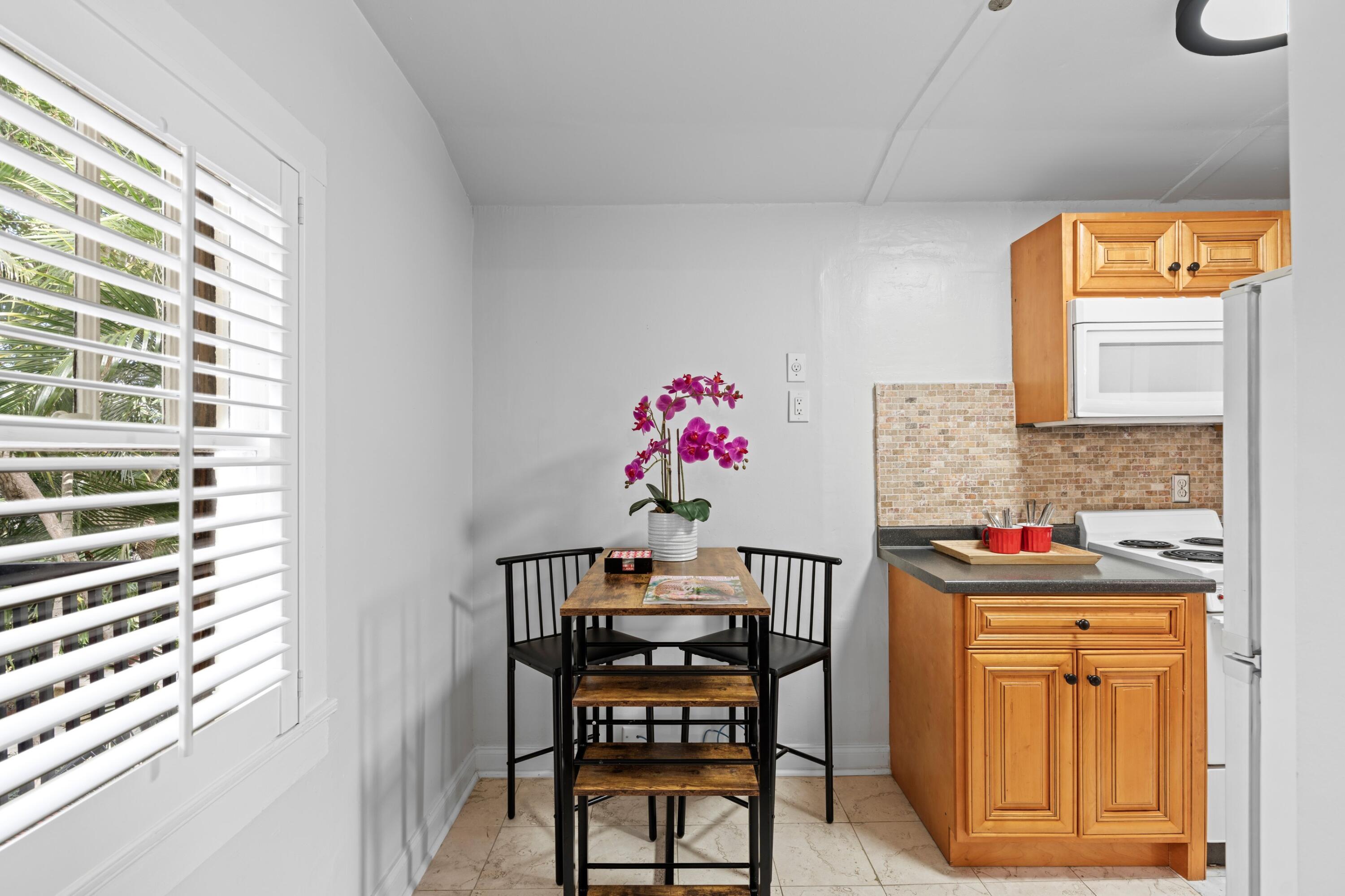 NORTHWOOD HARBOR HIST. DISTRICT - Residential