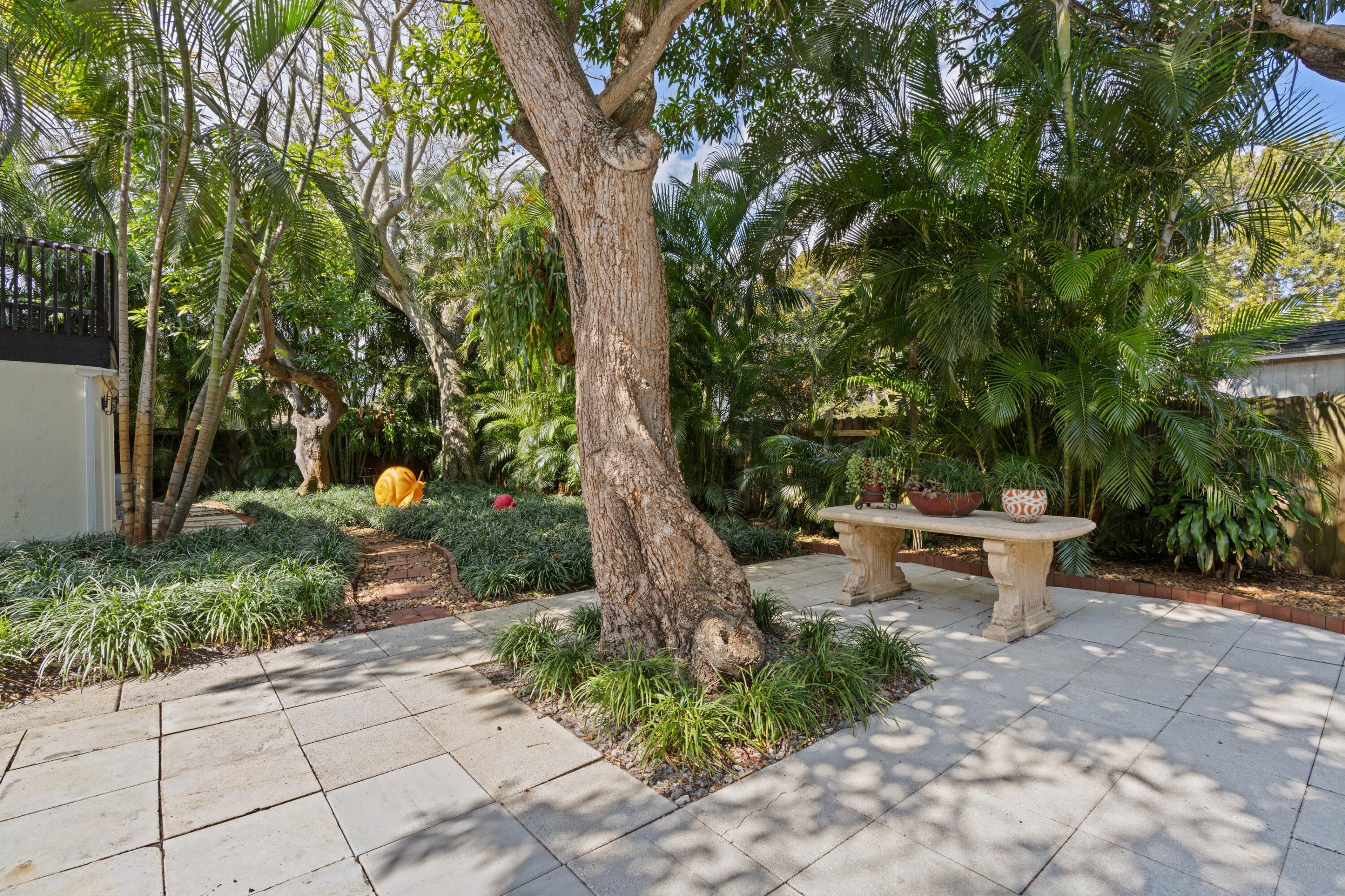 NORTHWOOD HARBOR HIST. DISTRICT - Residential