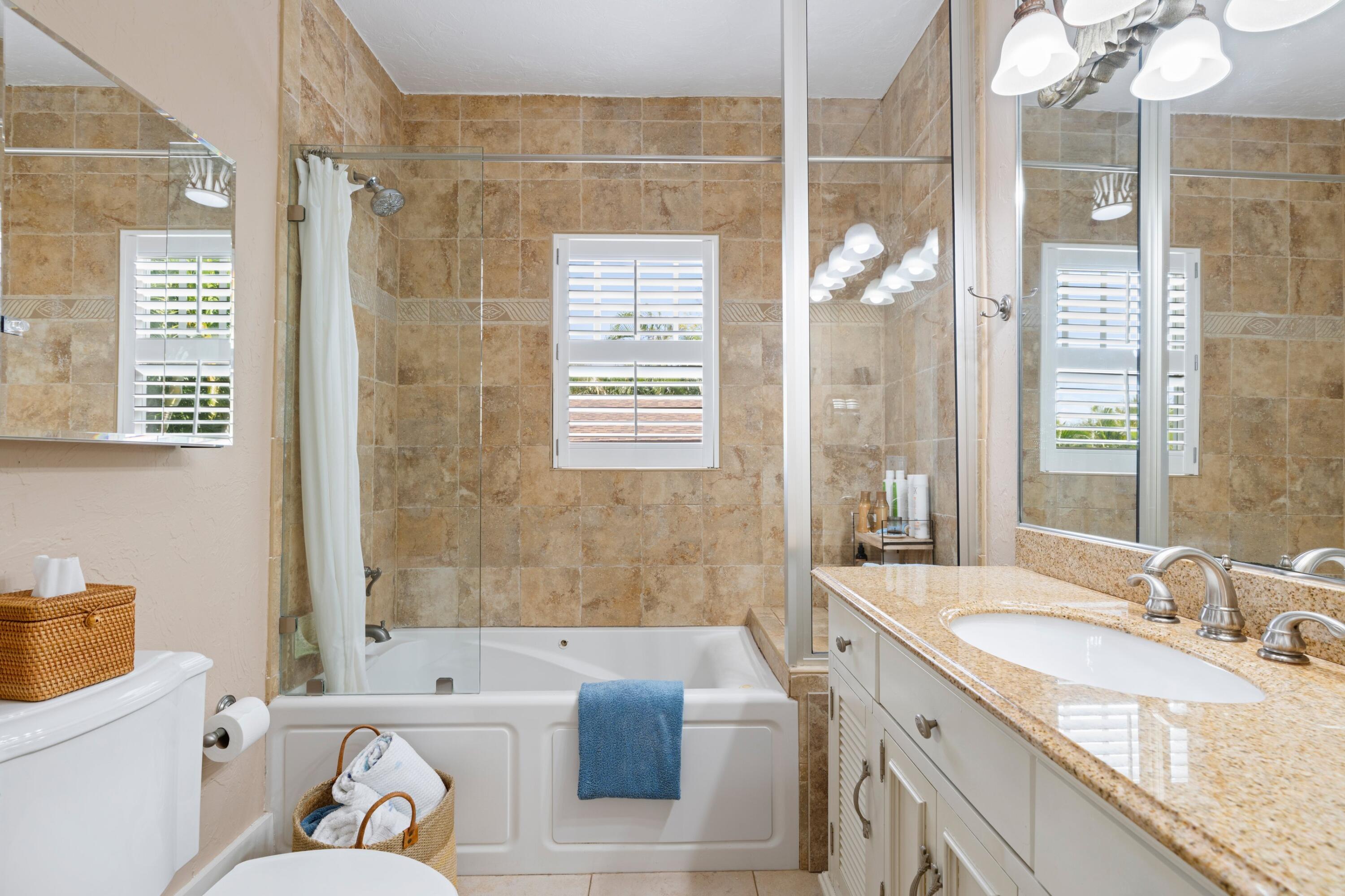 NORTHWOOD HARBOR HIST. DISTRICT - Residential