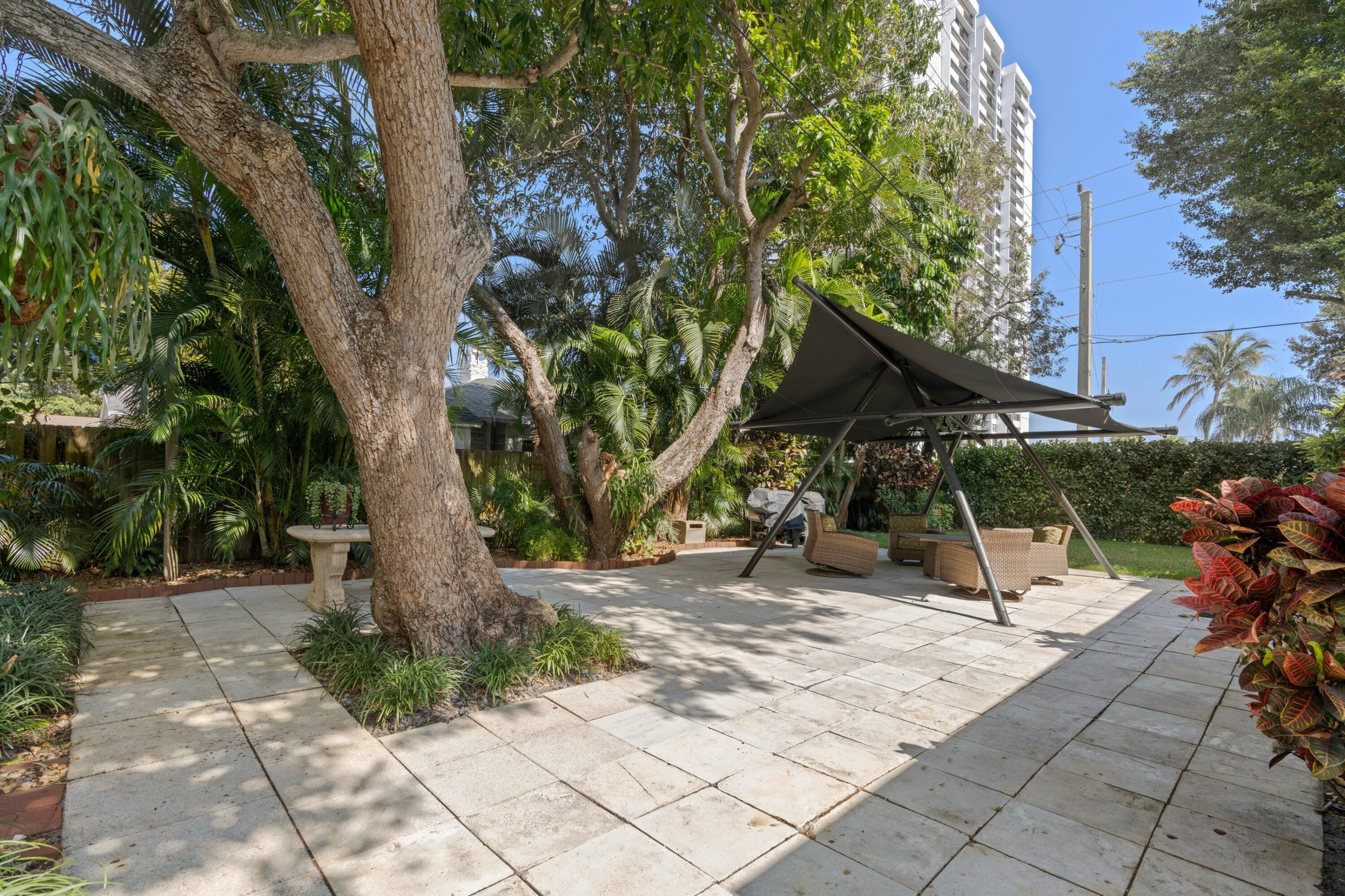 NORTHWOOD HARBOR HIST. DISTRICT - Residential