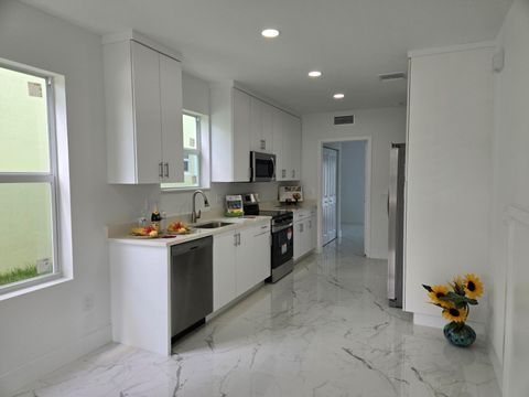 409 NW 12th Avenue Boynton Beach FL 33435