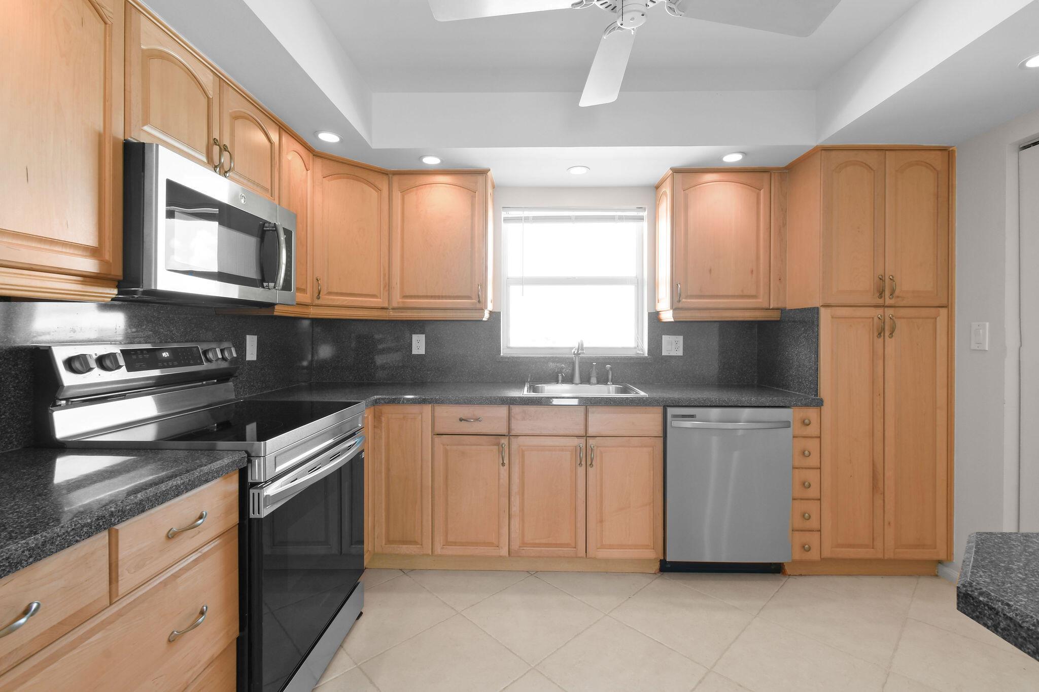 801 Lake Shore Drive 419