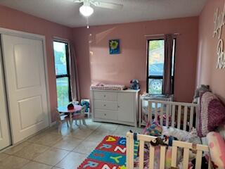 BANYAN LAKES - Residential