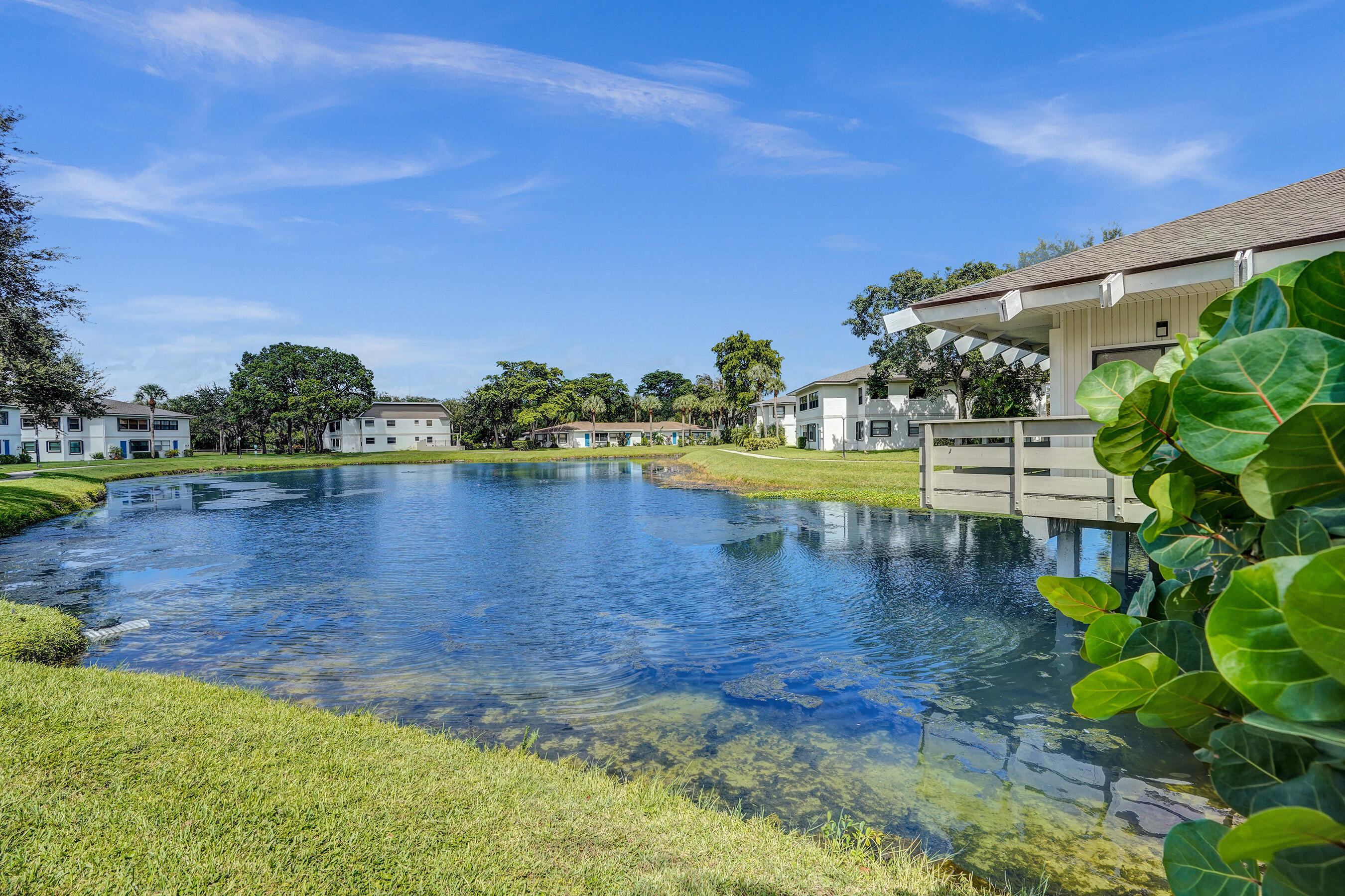 DELRAY OAKS CONDO - Residential Lease