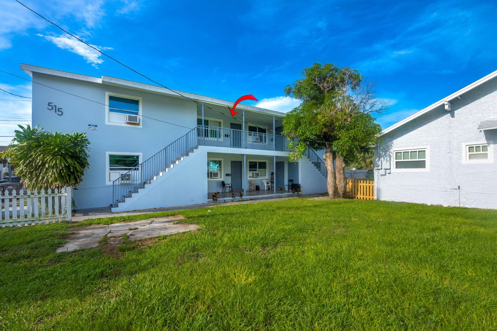 Photo of 515 N SAPODILLA Avenue #5, West Palm Beach, FL 33401 (MLS # B26077592)