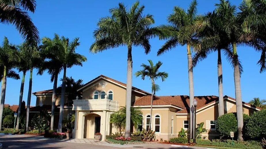 Photo of 1119 Villa Lane #1119, Boynton Beach, FL 33435 (MLS # B26044835)