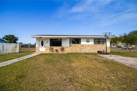 750 NW 7th Ave, Florida City, FL MLS: F10493762