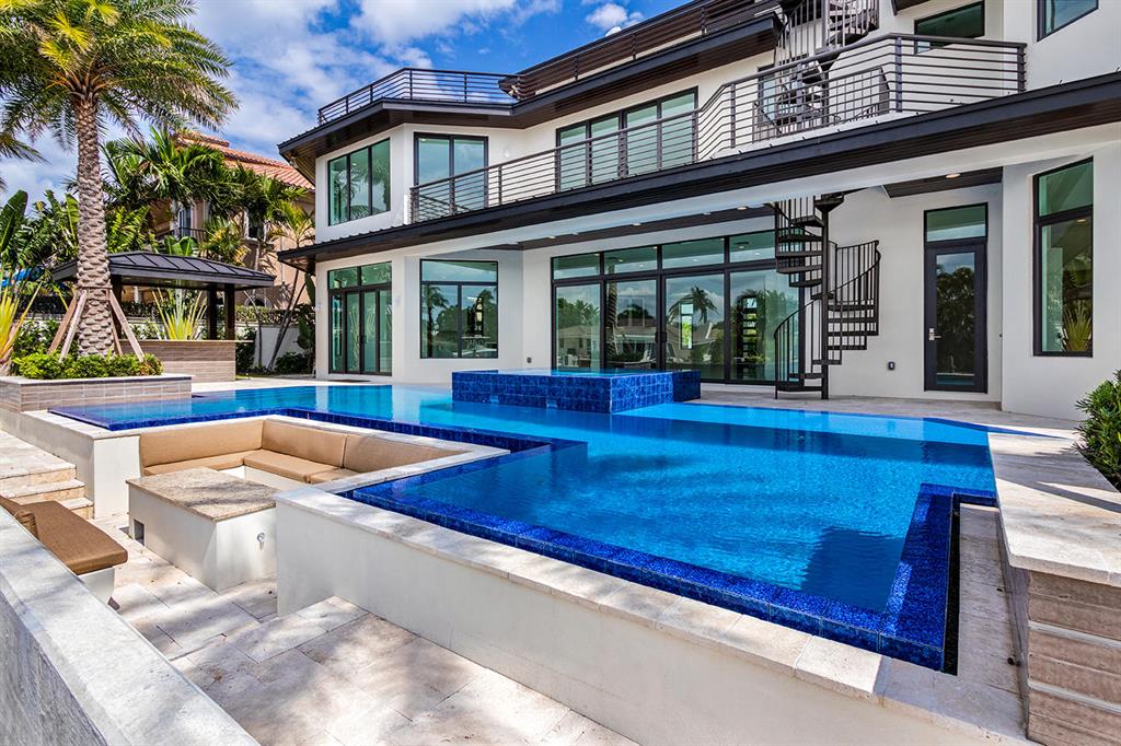 TROPIC ISLE - Residential