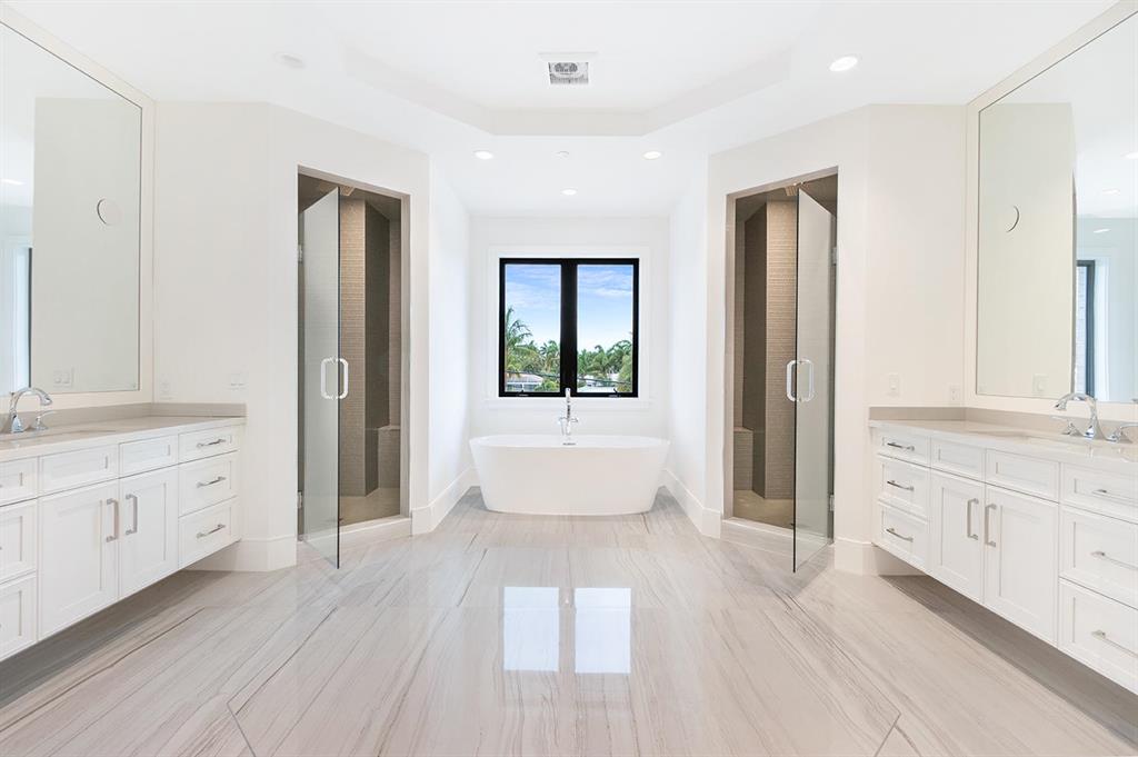 TROPIC ISLE - Residential