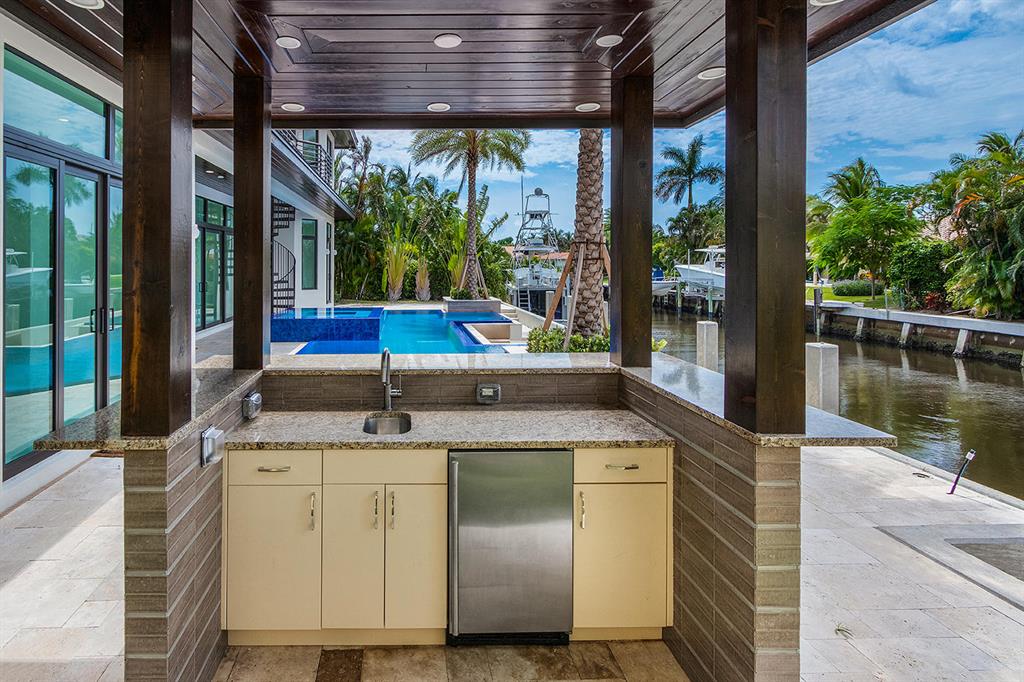 TROPIC ISLE - Residential