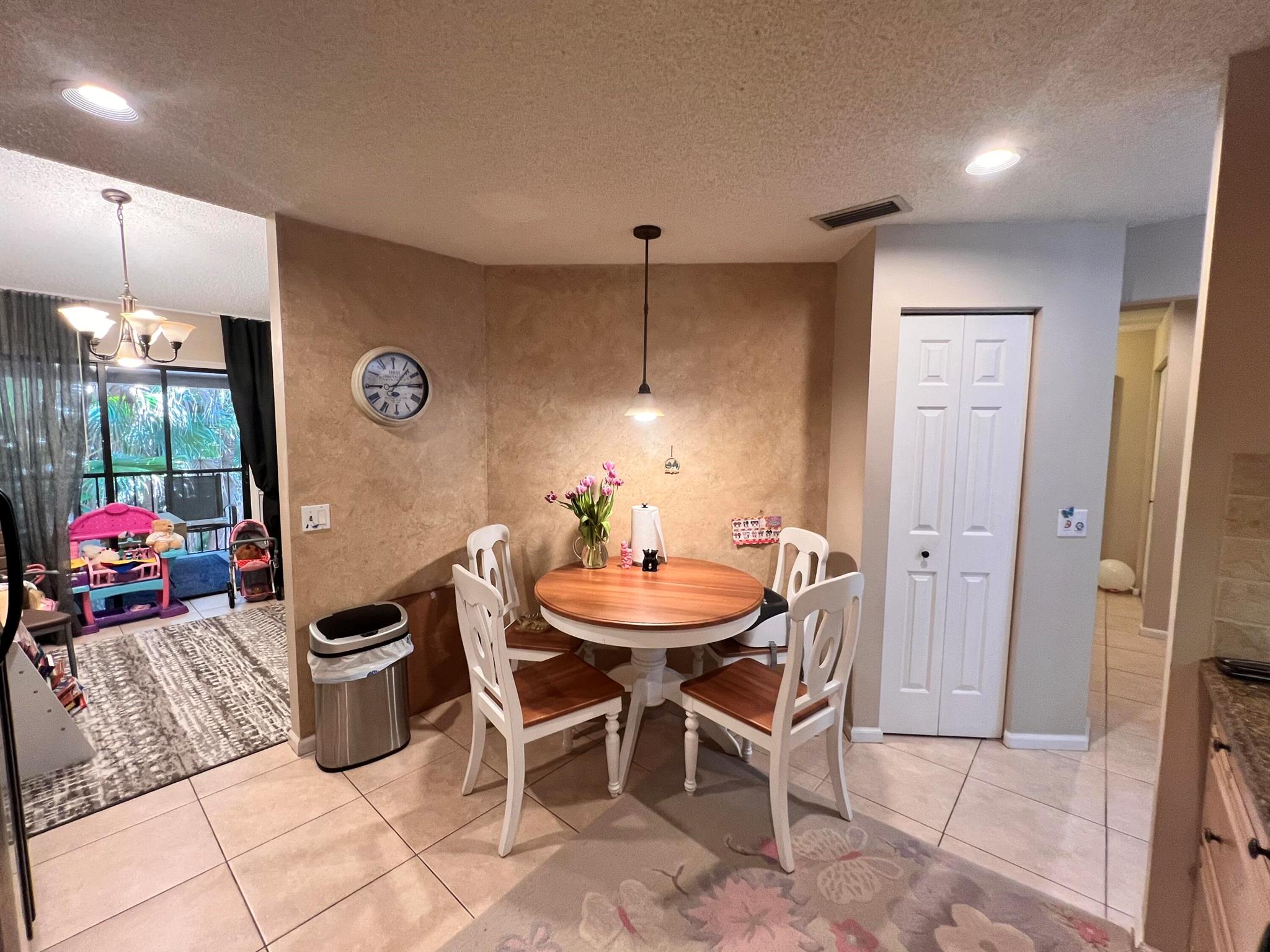 5650 Coach House Circle F