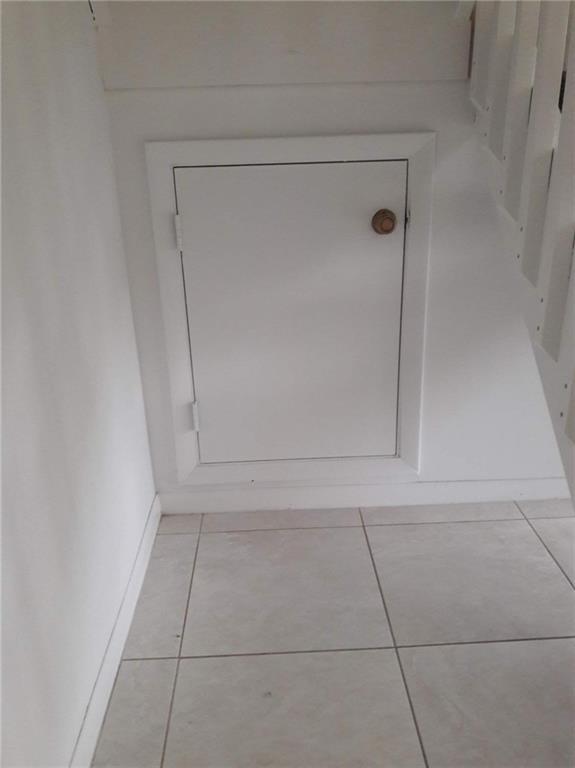 The Lakes Of Deer Creek 1 - Residential Lease