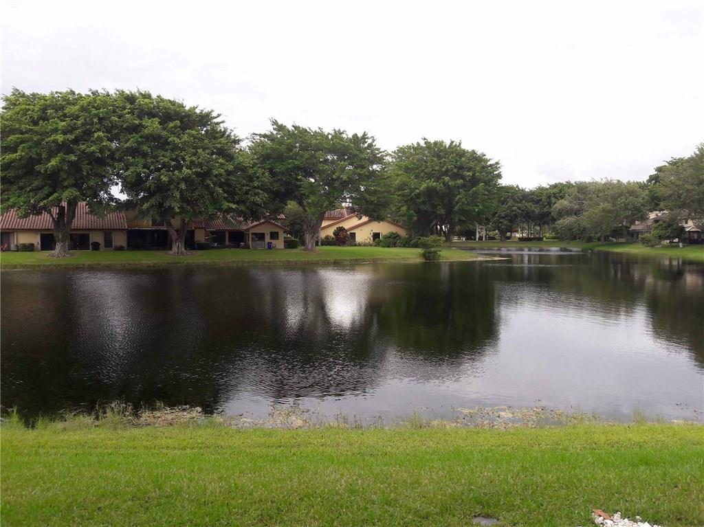 The Lakes Of Deer Creek 1 - Residential Lease