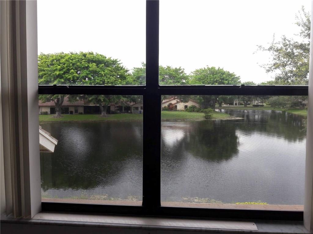 The Lakes Of Deer Creek 1 - Residential Lease