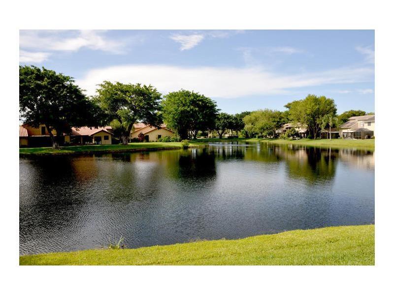 The Lakes Of Deer Creek 1 - Residential Lease