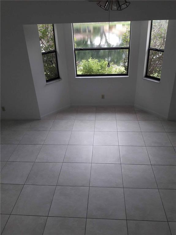 The Lakes Of Deer Creek 1 - Residential Lease