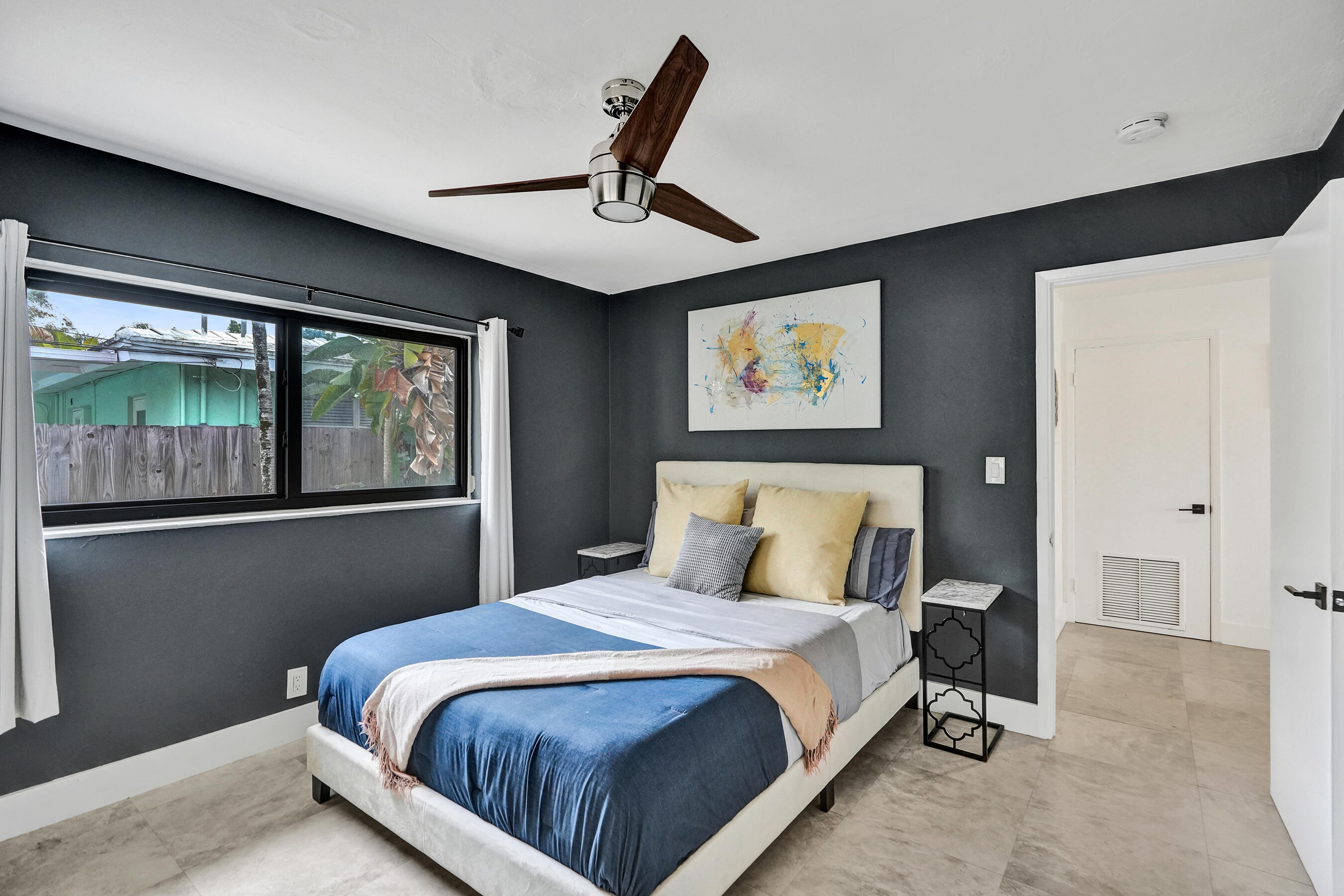 MANOR SQUARE - Residential Lease