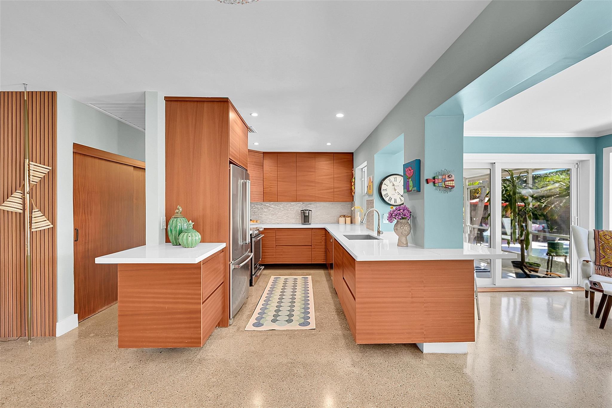 MIDDLE RIVER ESTATES - Residential