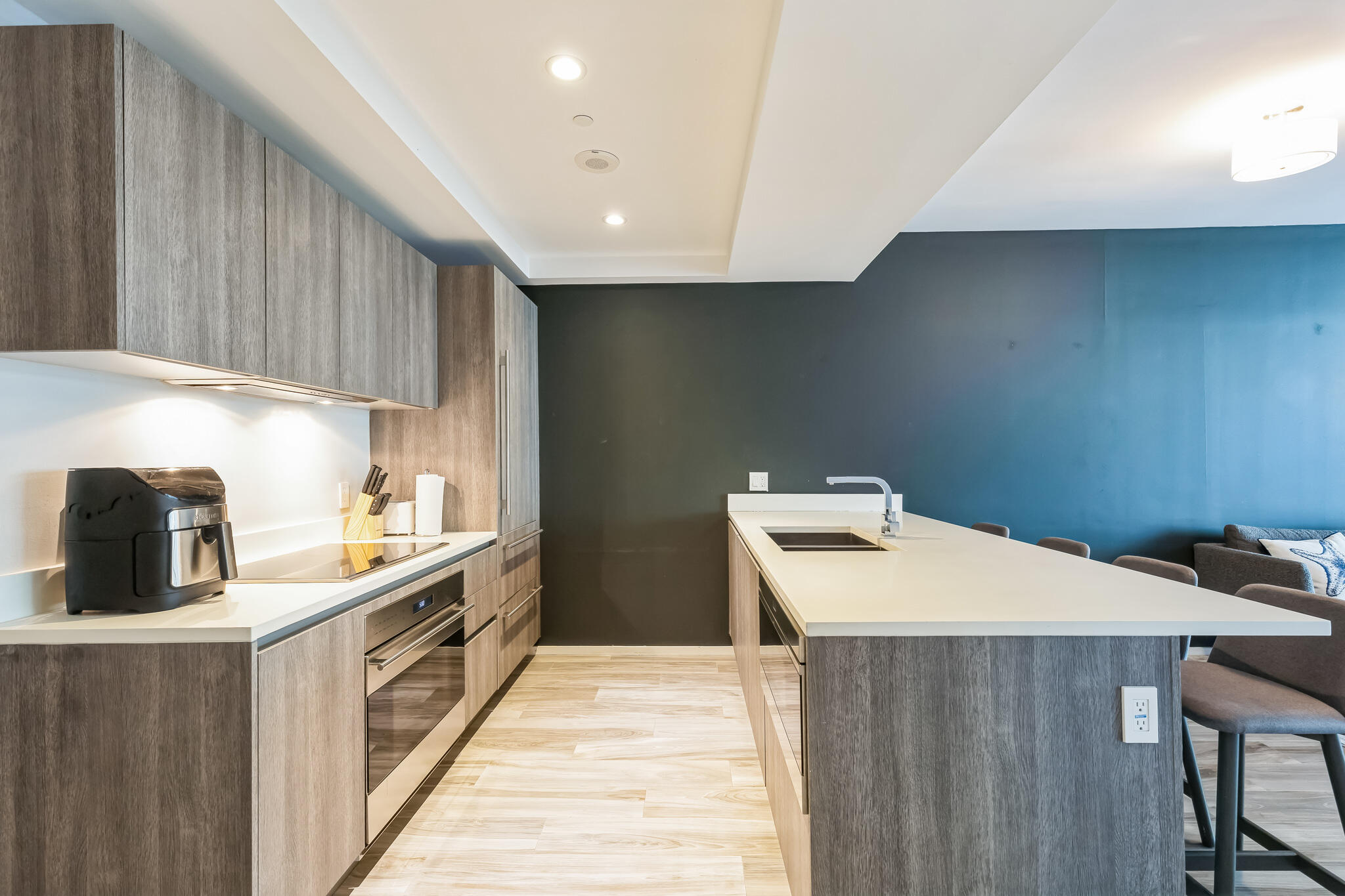 801 SMA RESIDENCES CONDO - Residential Lease