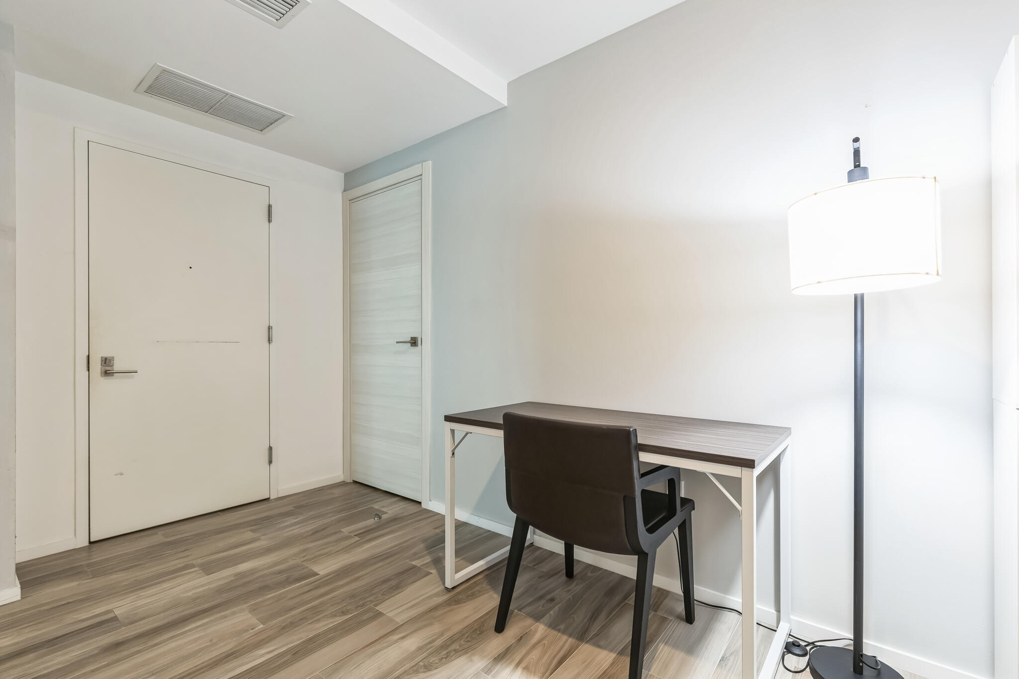 801 SMA RESIDENCES CONDO - Residential Lease