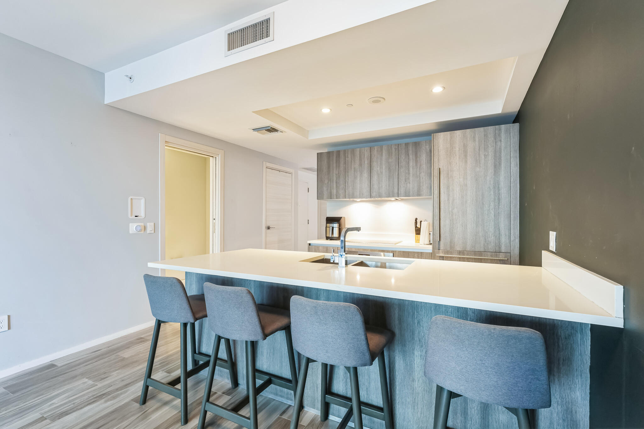 801 SMA RESIDENCES CONDO - Residential Lease