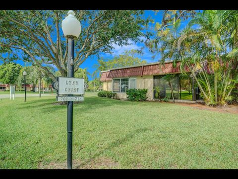Tiny photo for 701 Laconia Circle #B, Lake Worth, FL 33467 (MLS # R11155277)