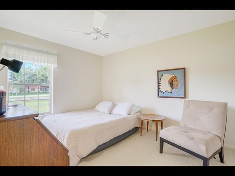 Tiny photo for 701 Laconia Circle #B, Lake Worth, FL 33467 (MLS # R11155277)