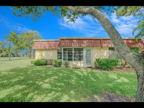 Tiny photo for 701 Laconia Circle #B, Lake Worth, FL 33467 (MLS # R11155277)