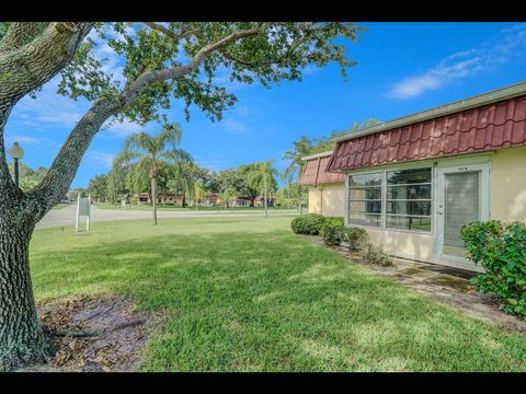 Tiny photo for 701 Laconia Circle #B, Lake Worth, FL 33467 (MLS # R11155277)