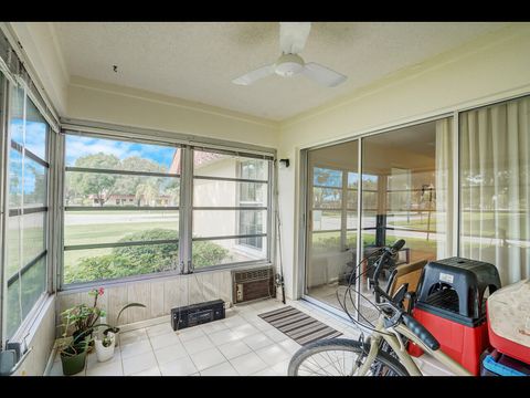 Tiny photo for 701 Laconia Circle #B, Lake Worth, FL 33467 (MLS # R11155277)