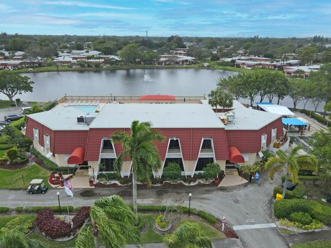 Tiny photo for 701 Laconia Circle #B, Lake Worth, FL 33467 (MLS # R11155277)