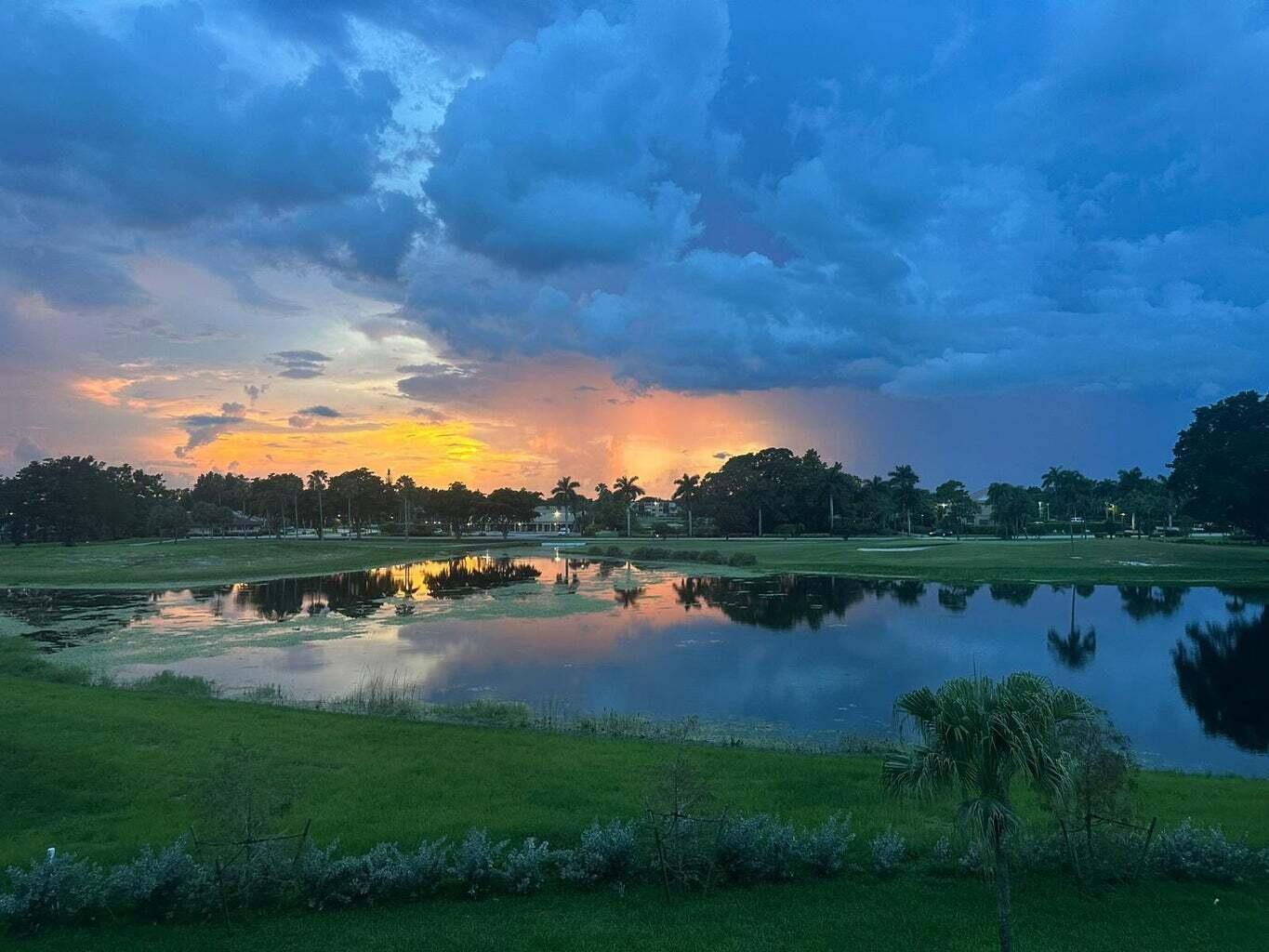 FOUNTAINS OF PALM BEACH C - Residential Lease