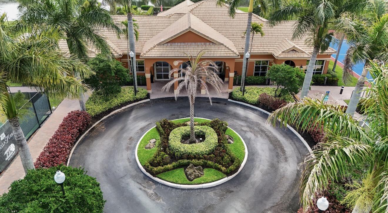 BELLA TERRA - Residential