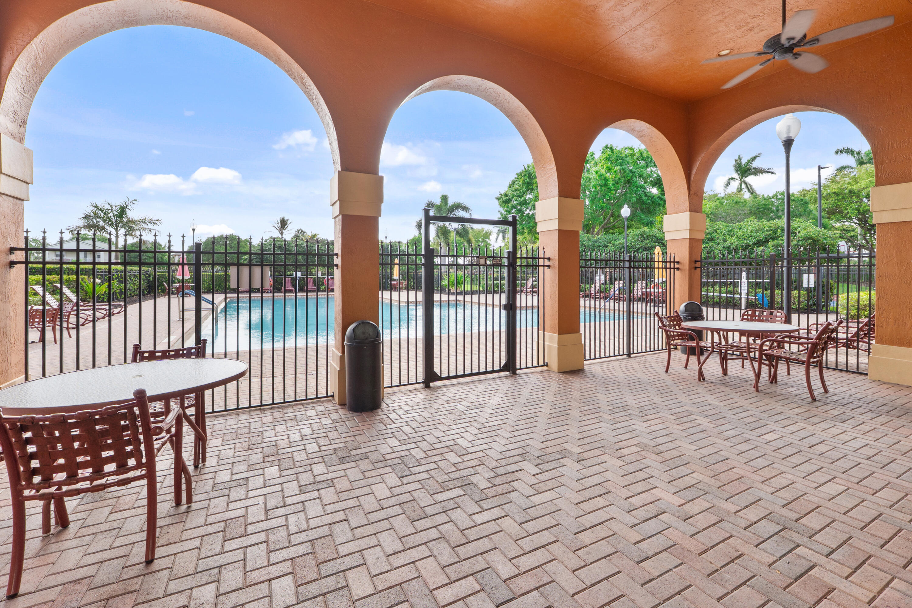 BELLA TERRA - Residential