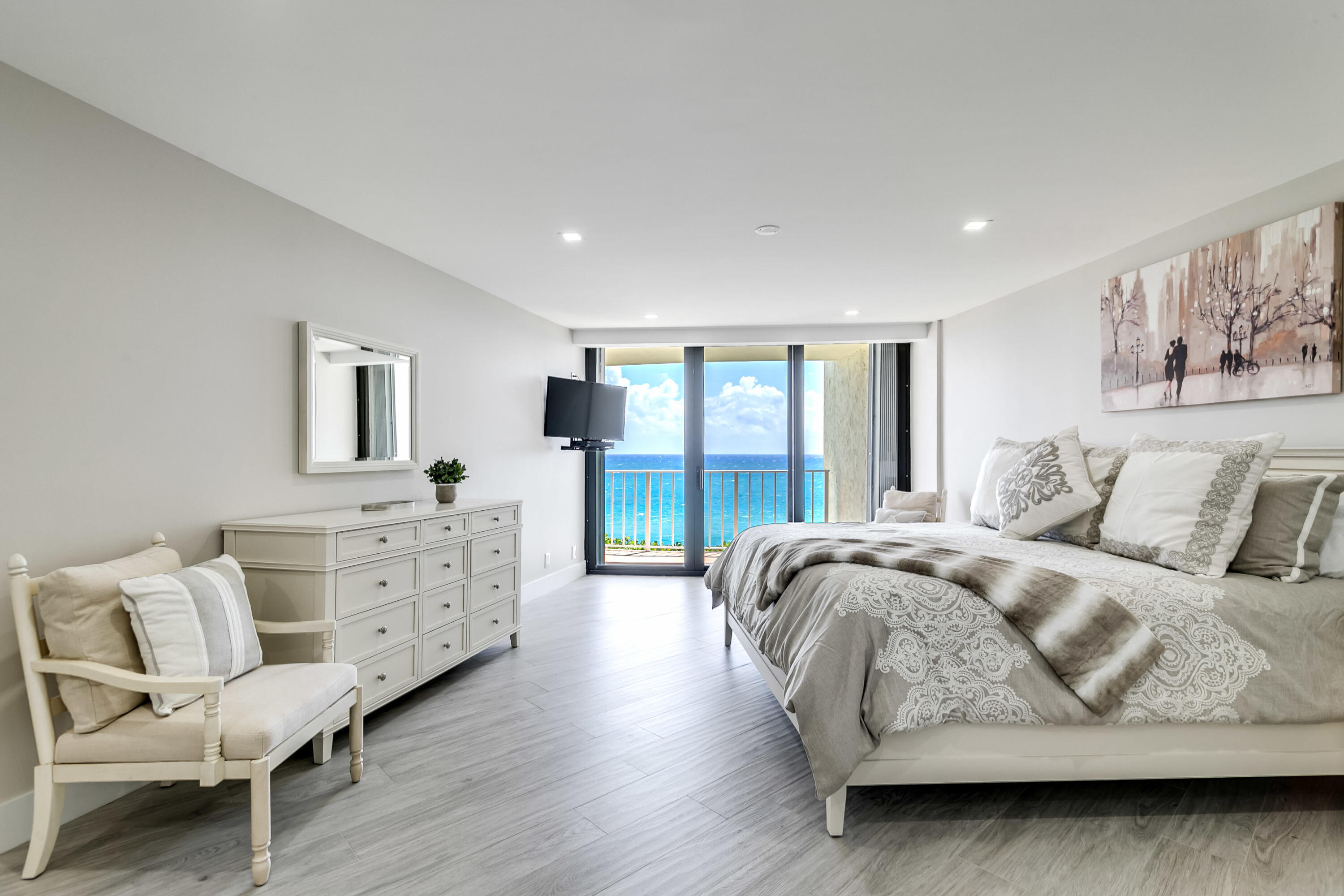 THIRTY-THREE SIXTY CONDO - Residential