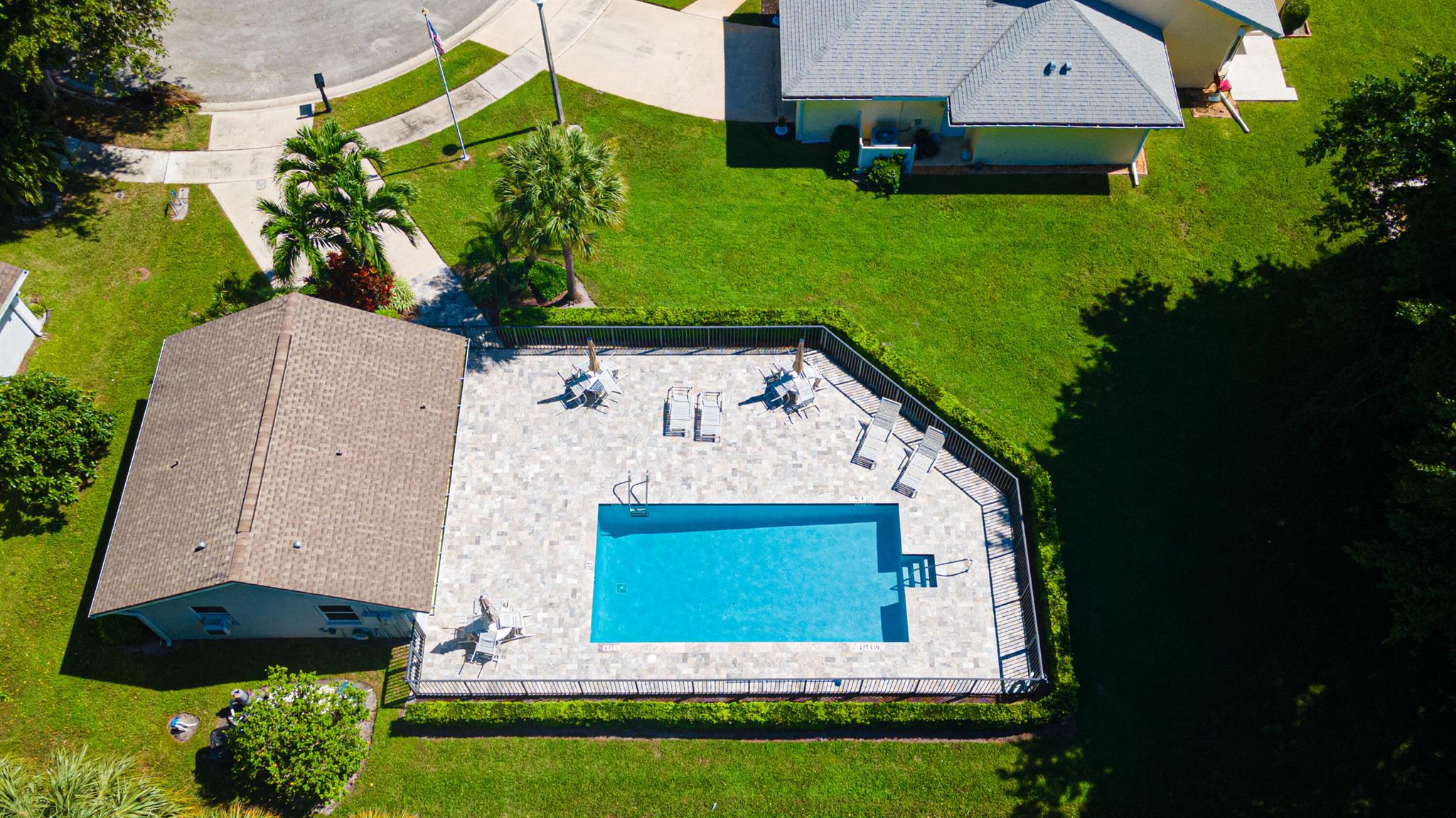 FAIRWAYS OF DELRAY - Residential