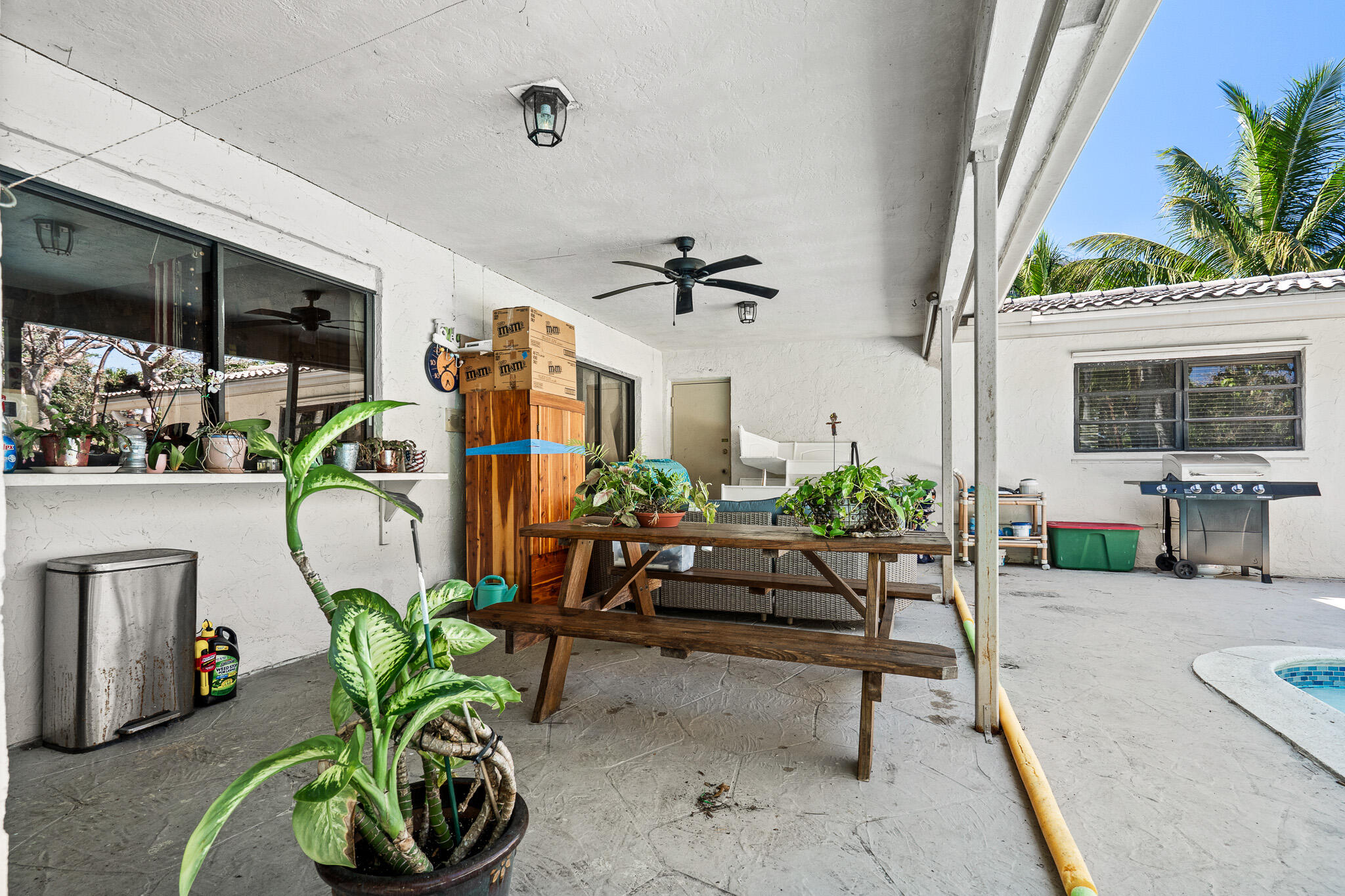 FOREST HILLS SOUTH - Residential