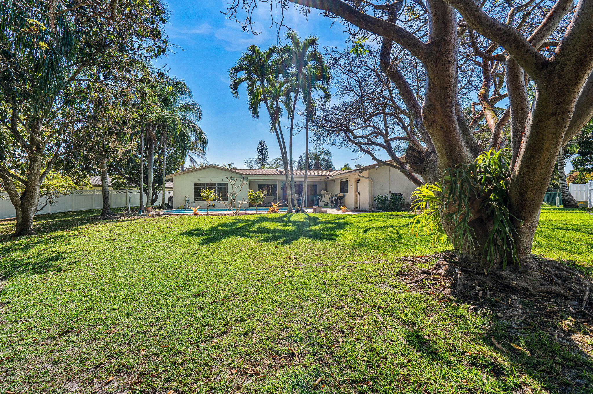 FOREST HILLS SOUTH - Residential