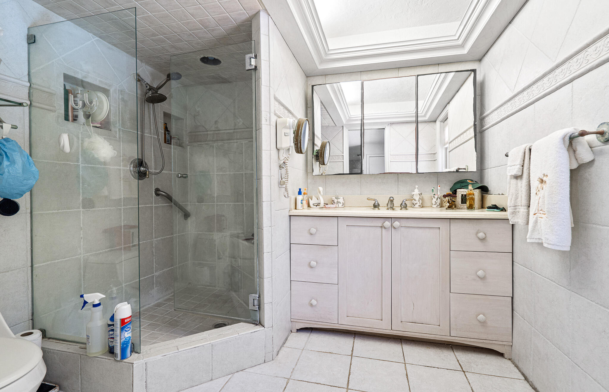 FOREST HILLS SOUTH - Residential