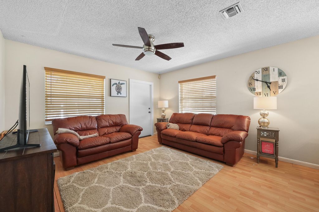 Photo of 219 5th Street, Jupiter, FL 33458 (MLS # R10979870)