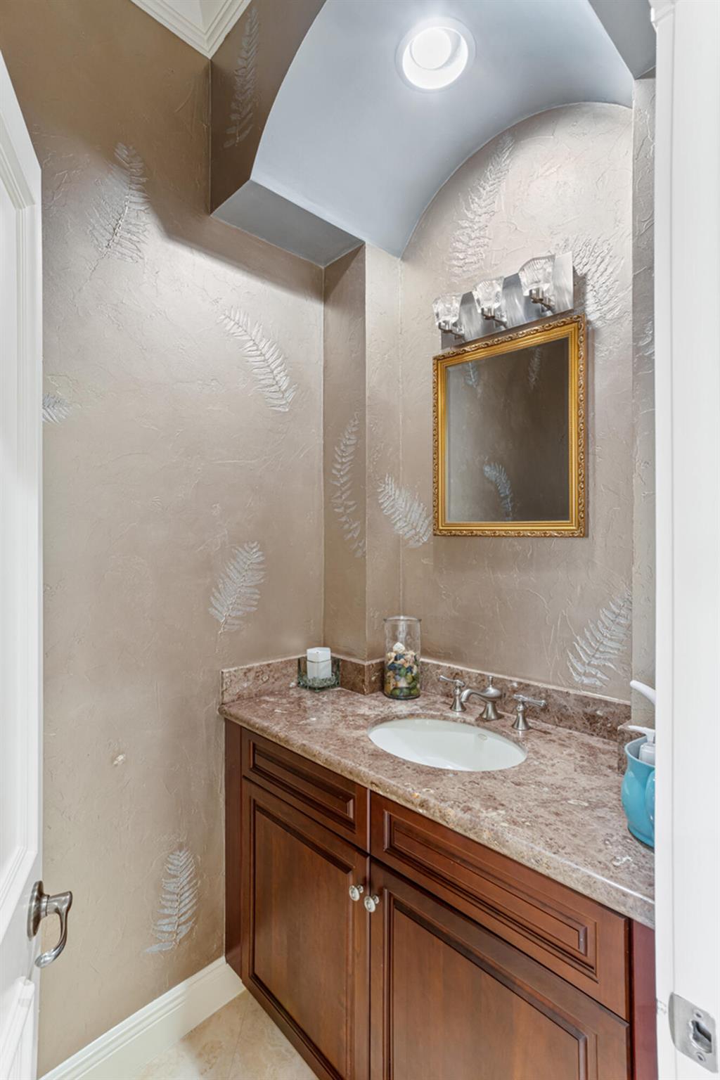 ESTUARY - Residential